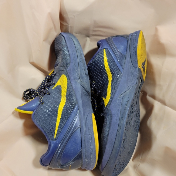 Size 9.5 - Nike Zoom Kobe 6 Imperial Purple 2011 US 10.5 NBA LAKERS kobe bryant - Picture 6 of 9